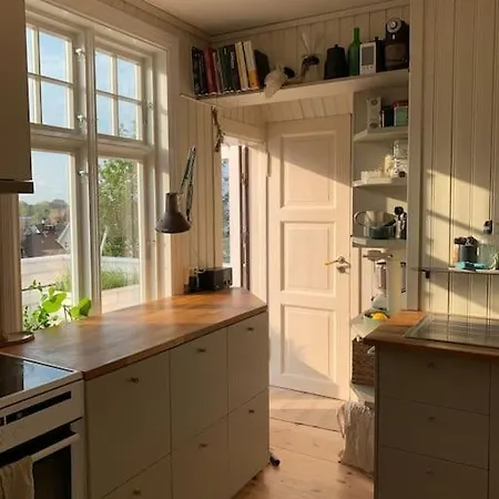 Daire Toppleilighet I Tomannsbolig *